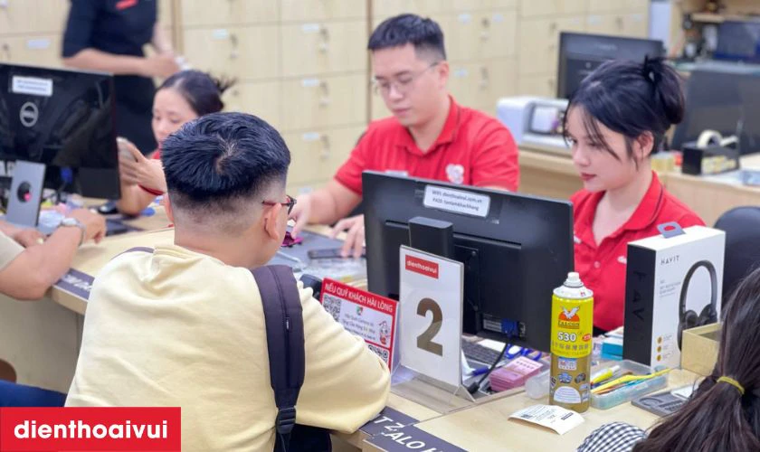Tại sao n&ecirc;n mua iPhone cũ tại Điện Thoại Vui